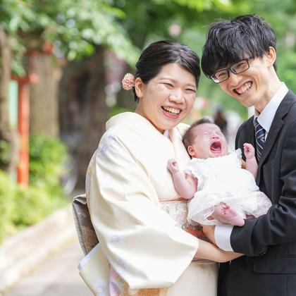 この写真は、出張撮影(家族写真(キッズ,ベビーフォト))のアルバム「家族写真撮影全般」にある写真の1枚で、家族写真(キッズ,ベビーフォト)などが写っています。<br>「家族写真撮影全般」では他にも:albumPhotoCount枚の家族写真を見ることができます。撮影者は杉本 周平です。カメラマンのプロフィールページで、家族写真(キッズ,ベビーフォト)撮影の口コミやおすすめコメントを見ることができます。