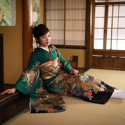 スマイルハンターが出張撮影した家族写真(キッズ,ベビーフォト)などが写った「成人式フォト」の家族写真