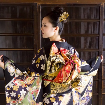 スマイルハンターが出張撮影した家族写真(キッズ,ベビーフォト)などが写った「成人式フォト」の家族写真