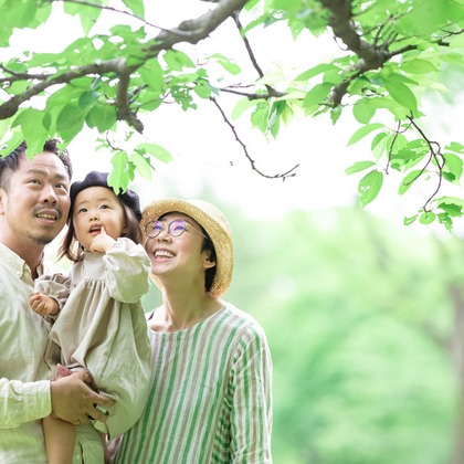 Chihiro Photographyが出張撮影した「2歳バースデーフォト 【名城公園】」の家族写真