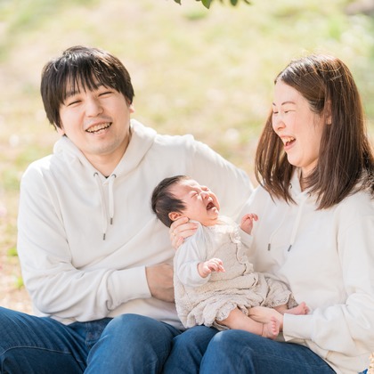 池田廉が出張撮影した「公園にて」の家族写真
