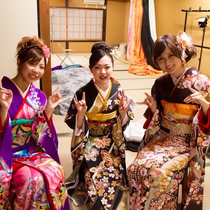 スマイルハンターが出張撮影した家族写真(キッズ,ベビーフォト)などが写った「成人式フォト」の家族写真