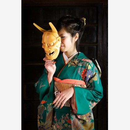 スマイルハンターが出張撮影した家族写真(キッズ,ベビーフォト)などが写った「成人式フォト」の家族写真