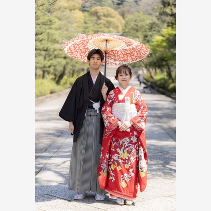 Photo of Japanese style pre-wedding photo shoot taken by Osaka Photo Factory