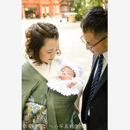 酒井こうへい写真製作所が出張撮影した入学式, 肌, 桜が写った家族写真(キッズ,ベビーフォト)の写真
