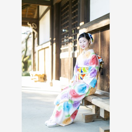 布川航太が出張撮影したラップ, フラッシュ撮影, ストリートファッションなどが写った「成人撮影」の家族写真