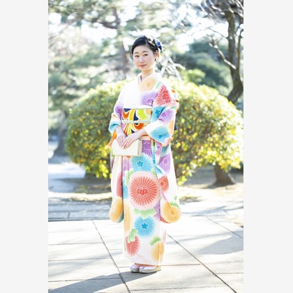 布川航太が出張撮影したラップ, フラッシュ撮影, ストリートファッションなどが写った「成人撮影」の家族写真