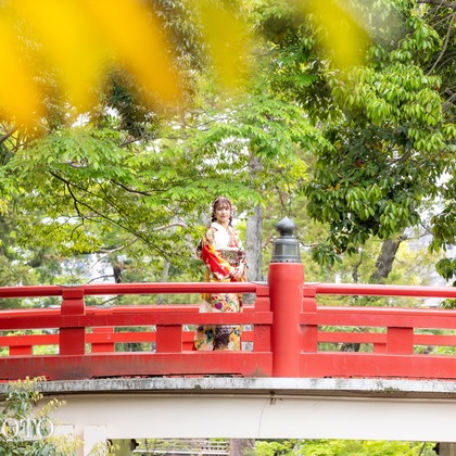 大森光太郎・K-PHOTOが出張撮影したYokohama Ukai-Tei, バトリョハウス, スポーツ会場などが写った「成人式撮影」の家族写真