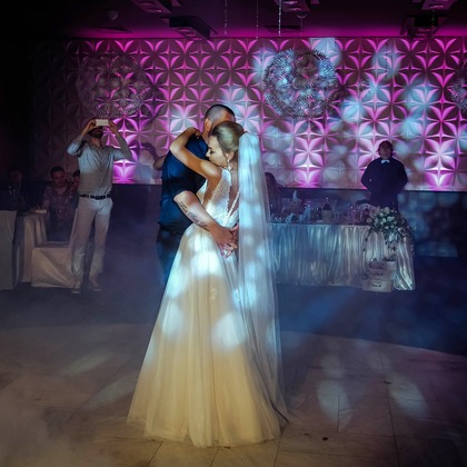 Mariela が撮影したウェディングや家族、ビジネスの写真