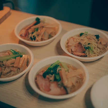 三橋宣貴が出張撮影した「神津島旅行の思い出（もの）」の家族写真