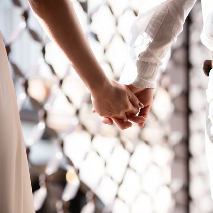 Engagement Photography/Location Photo Shoot/Studio Shoot/Wedding Day Photography/After-party Photo Shoot/Honeymoon Photo Shoot/Kimono Shoot Photos taken by VISTA Photography