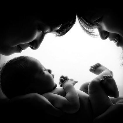 AXiS Photo Servise 藤井靖史が出張撮影したシャツ, ビーチの人々, 自然の中の人々が写ったニューボーンフォトの写真