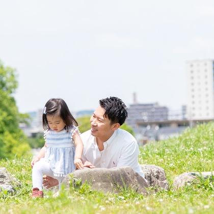 合同会社優希photoが出張撮影した成人式, Shimada, 着物が写った家族写真の出張撮影の写真
