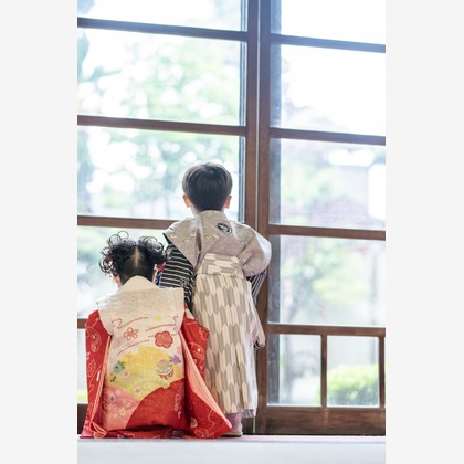 根兵一生が出張撮影した「七五三、ロケーション撮影」の家族写真