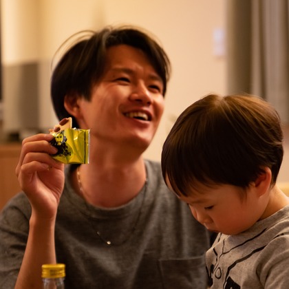 この写真は、出張撮影(家族写真(キッズ,ベビーフォト))のアルバム「家族写真」にある写真の1枚で、家族写真(キッズ,ベビーフォト)などが写っています。<br>「家族写真」では他にも:albumPhotoCount枚の家族写真を見ることができます。撮影者は株式会社COAZです。カメラマンのプロフィールページで、家族写真(キッズ,ベビーフォト)撮影の口コミやおすすめコメントを見ることができます。