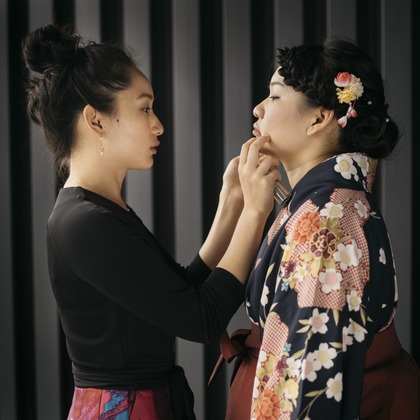 この写真は、出張撮影(家族写真(キッズ,ベビーフォト))のアルバム「卒業式 at 早稲田大学、オークウッドプレミア東京」にある写真の1枚で、家族写真(キッズ,ベビーフォト)などが写っています。<br>「卒業式 at 早稲田大学、オークウッドプレミア東京」では他にも:albumPhotoCount枚の家族写真を見ることができます。撮影者は植村由理です。カメラマンのプロフィールページで、家族写真(キッズ,ベビーフォト)撮影の口コミやおすすめコメントを見ることができます。