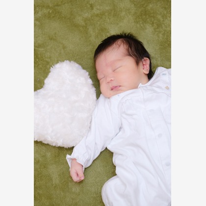 高夏写真店が撮影したニューボーンフォトの写真