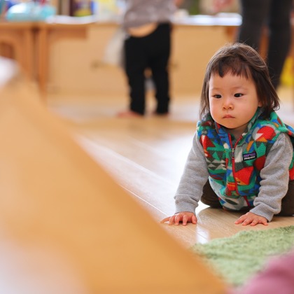 稲蔭一道が出張撮影した「託児所」の家族写真