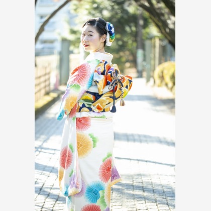 布川航太が出張撮影したラップ, フラッシュ撮影, ストリートファッションなどが写った「成人撮影」の家族写真