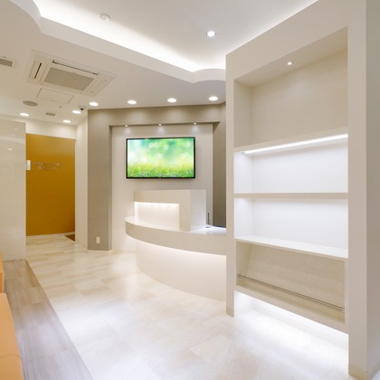 クマが撮影したウェディングや家族、ビジネスの写真