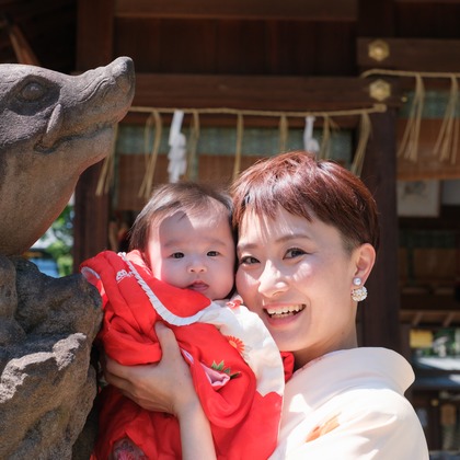 高夏写真店が出張撮影した「お宮参りの撮影」の家族写真