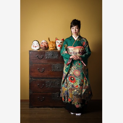 スマイルハンターが出張撮影した家族写真(キッズ,ベビーフォト)などが写った「成人式フォト」の家族写真