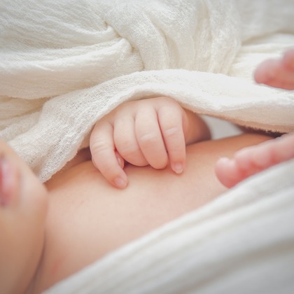 村井 智久が撮影したニューボーンフォトの写真