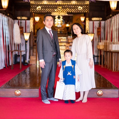 Takushi Yamamoto Photo Officeが出張撮影した「ポートレート」の家族写真