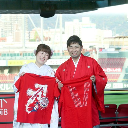 KIKIウェディングが撮影した「カープ大好き」の写真