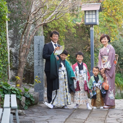 竹部 祐樹が出張撮影したタウン, 神社, 建物が写ったエンゲージメントフォトの写真