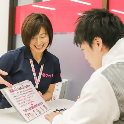 腰山大雅が撮影した「スポーツジム・ワイナリー・ダンスカンパニー」の写真