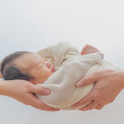村井 智久が撮影したニューボーンフォトの写真