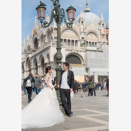 Photo of :albumName taken by MOMO