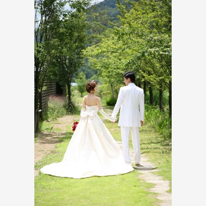 オフィスワイエス（SHO YAMAOKA）が撮影したウェディングや家族、ビジネスの写真