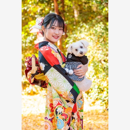 スタジオαが出張撮影した植物, スリーブ, 上着が写った成人式撮影の写真