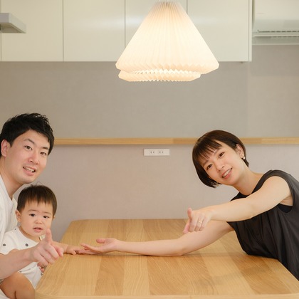 高夏写真店が出張撮影した「家族写真の撮影」の家族写真