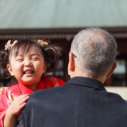 中井企画が出張撮影したネクタイ, フラッシュ撮影, ストリートファッションなどが写った「七五三(奈良)」の家族写真
