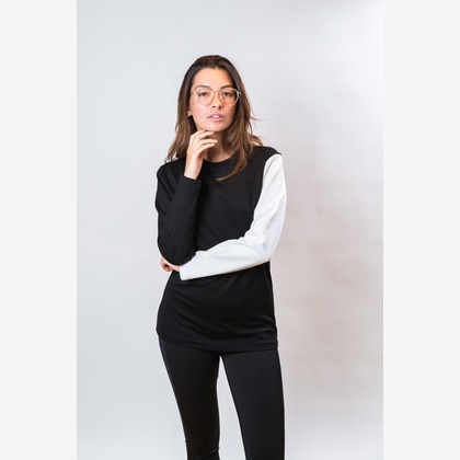 踊るカメラマンAKIRAが撮影したウェディングや家族、ビジネスの写真