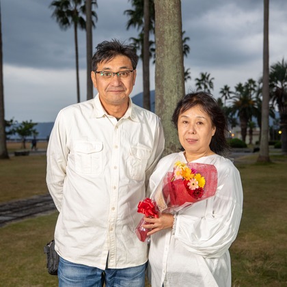 岩坪眞一郎が出張撮影した家族写真(キッズ,ベビーフォト)などが写った「還暦祝い家族写真」の家族写真