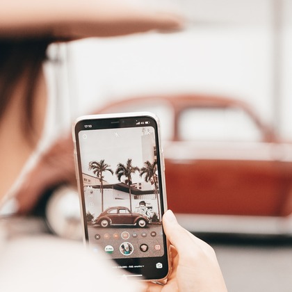 石井俊輔が出張撮影した「車とモデル at 沖縄」の家族写真