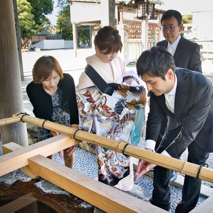 naru2photoが出張撮影した「初宮撮影」の家族写真