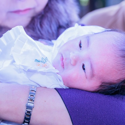 photobeehiveが出張撮影した「家族の記念日　お宮参りと七五三」の家族写真