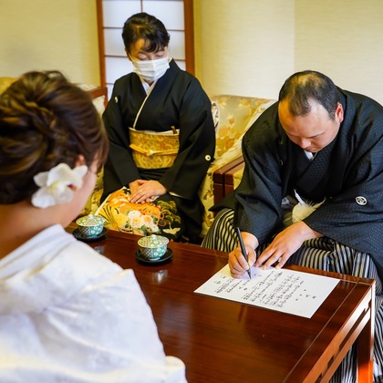 スタジオ　まるが撮影した「結婚式出張撮影（和装）」の写真