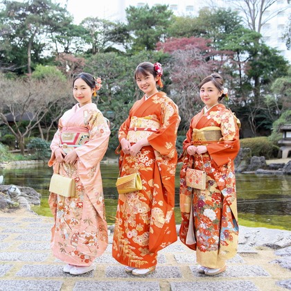 出張撮影　FotoMatograph　間藤　恒が出張撮影した変身, 玉石, 罰金などが写った「21.01.11-齋藤様」の家族写真