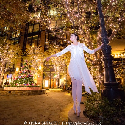 踊るカメラマンAKIRAが撮影したウェディングや家族、ビジネスの写真