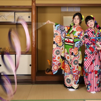 スマイルハンターが出張撮影した家族写真(キッズ,ベビーフォト)などが写った「成人式フォト」の家族写真