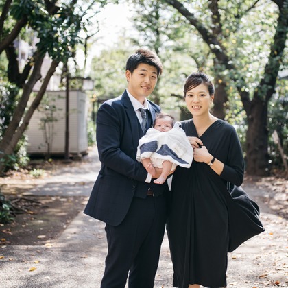 植村由理が出張撮影した「お宮参り　＠水天宮」の家族写真