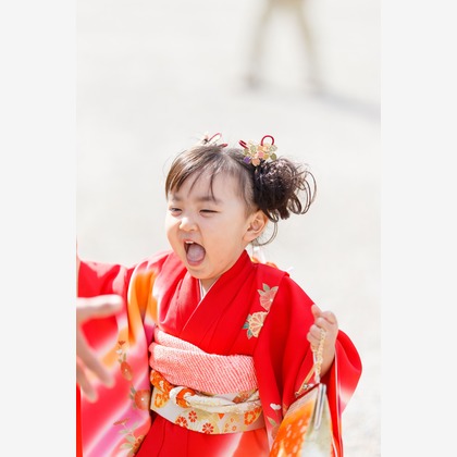 中井企画が出張撮影したネクタイ, フラッシュ撮影, ストリートファッションなどが写った「七五三(奈良)」の家族写真