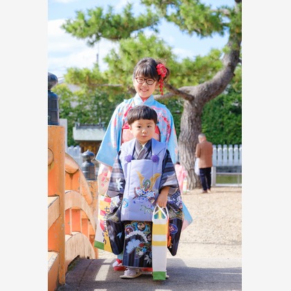 高夏写真店が出張撮影した記念写真, 家族写真, 七五三衣装が写った七五三フォトの写真