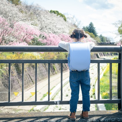 戸澤麻衣が出張撮影した「昭和記念公園で新一年生の撮影」の家族写真